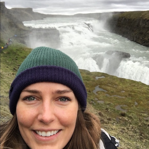 Meet your Posher, Elle - Picture 2 of 5